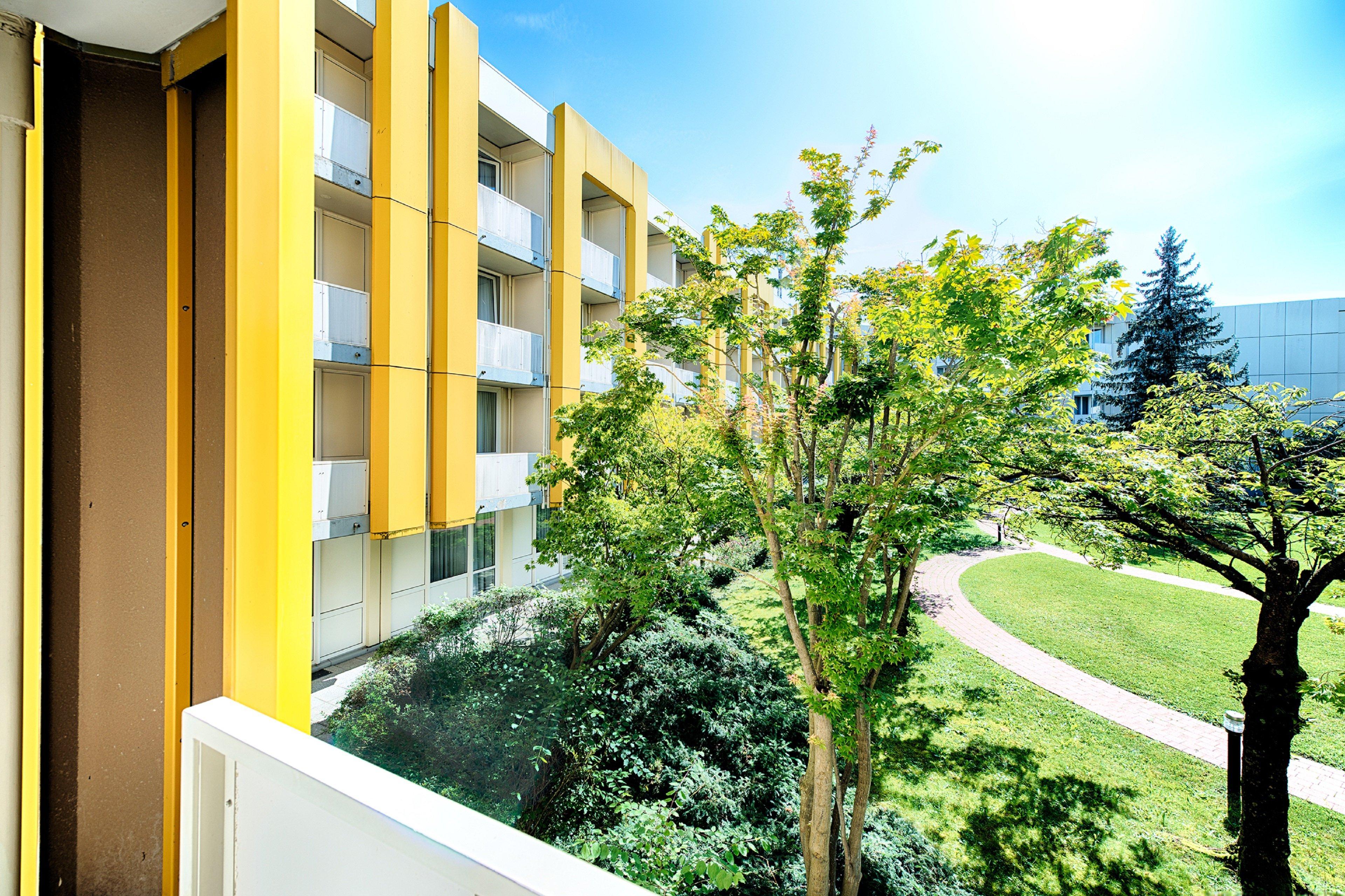 Holiday Inn Munchen Sud, An Ihg Hotel Exterior foto