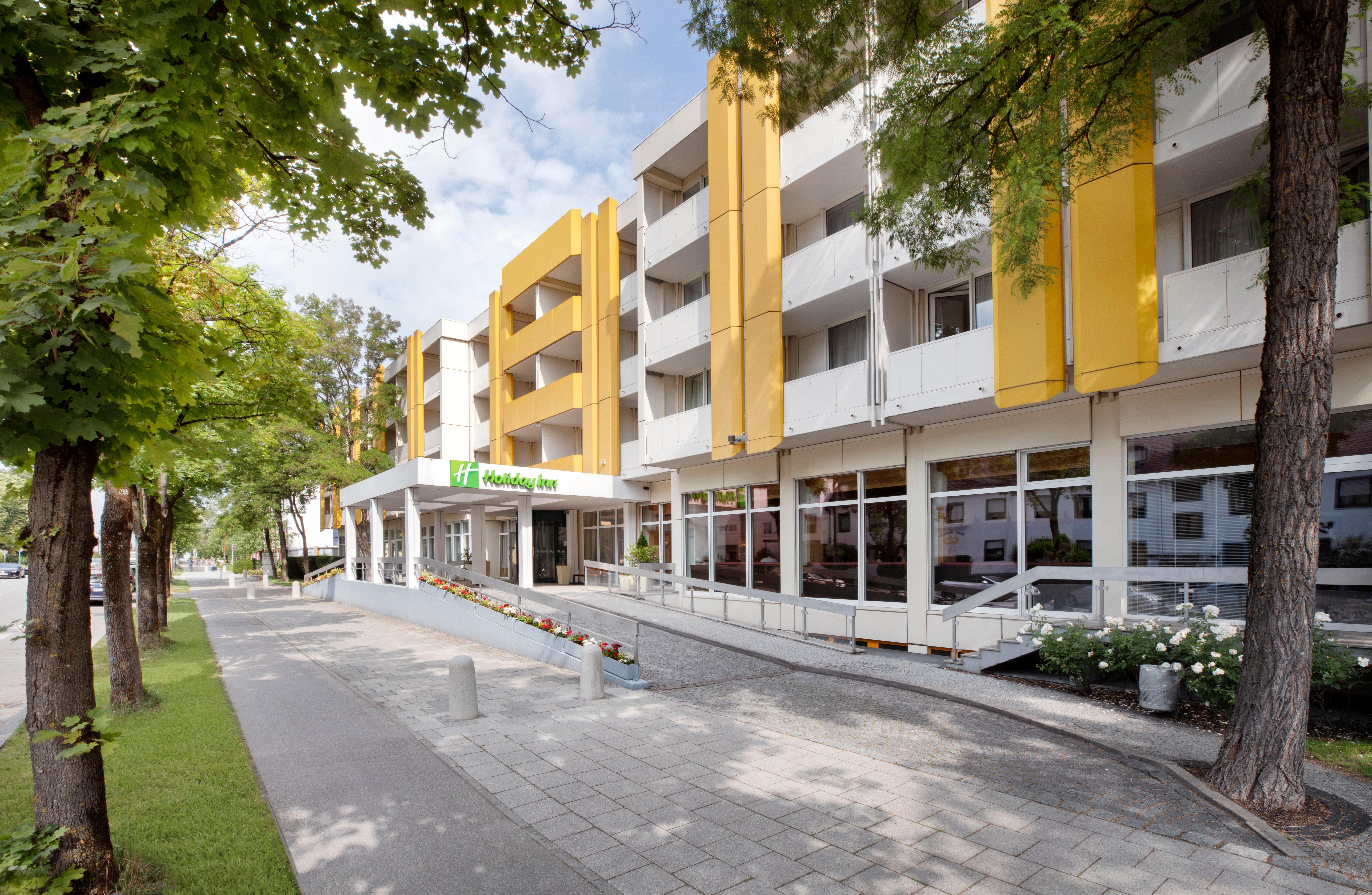 Holiday Inn Munchen Sud, An Ihg Hotel Exterior foto